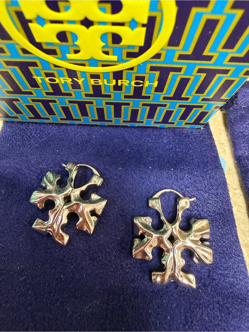 Tory Burch Sculpted Logo Drop Earrings in Metallic Silver-Tone